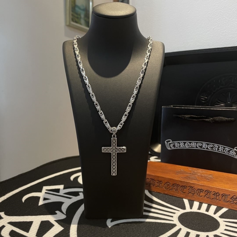 Ch**me He**ts necklaces